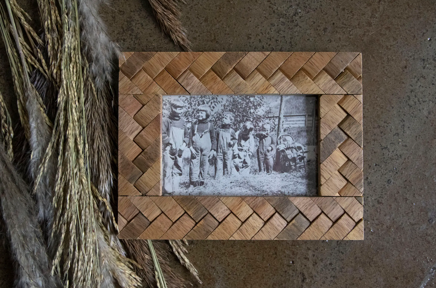 Foreside Home & Garden - 4x6 Regina Photo Frame